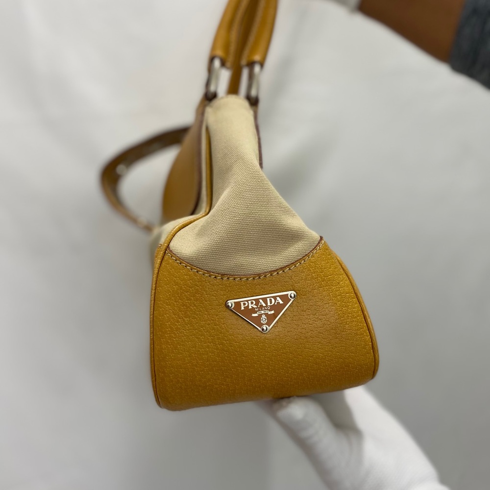 Handbag - Picture 3 of 10